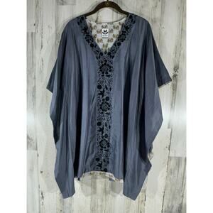 Sue Anu Poncho Measures Size Large Gray Black Embroidery Gold Elephant 100% Silk